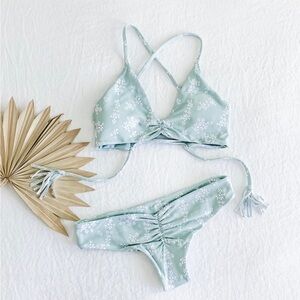 Midori bikinis Mia top Lehua medium